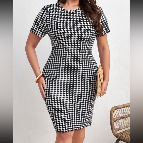 SHEIN Dresses & Skirts - SHEIN Black and White Houndstooth Mini Dress